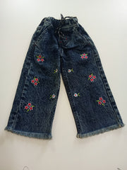 Girls embroidered Pants 2-3 yr