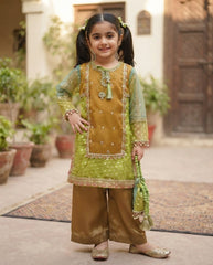Maria. B girls dress (6to8)