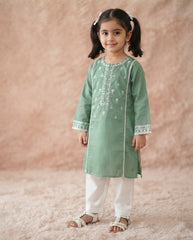 Well Look Girls Dress (shoot)