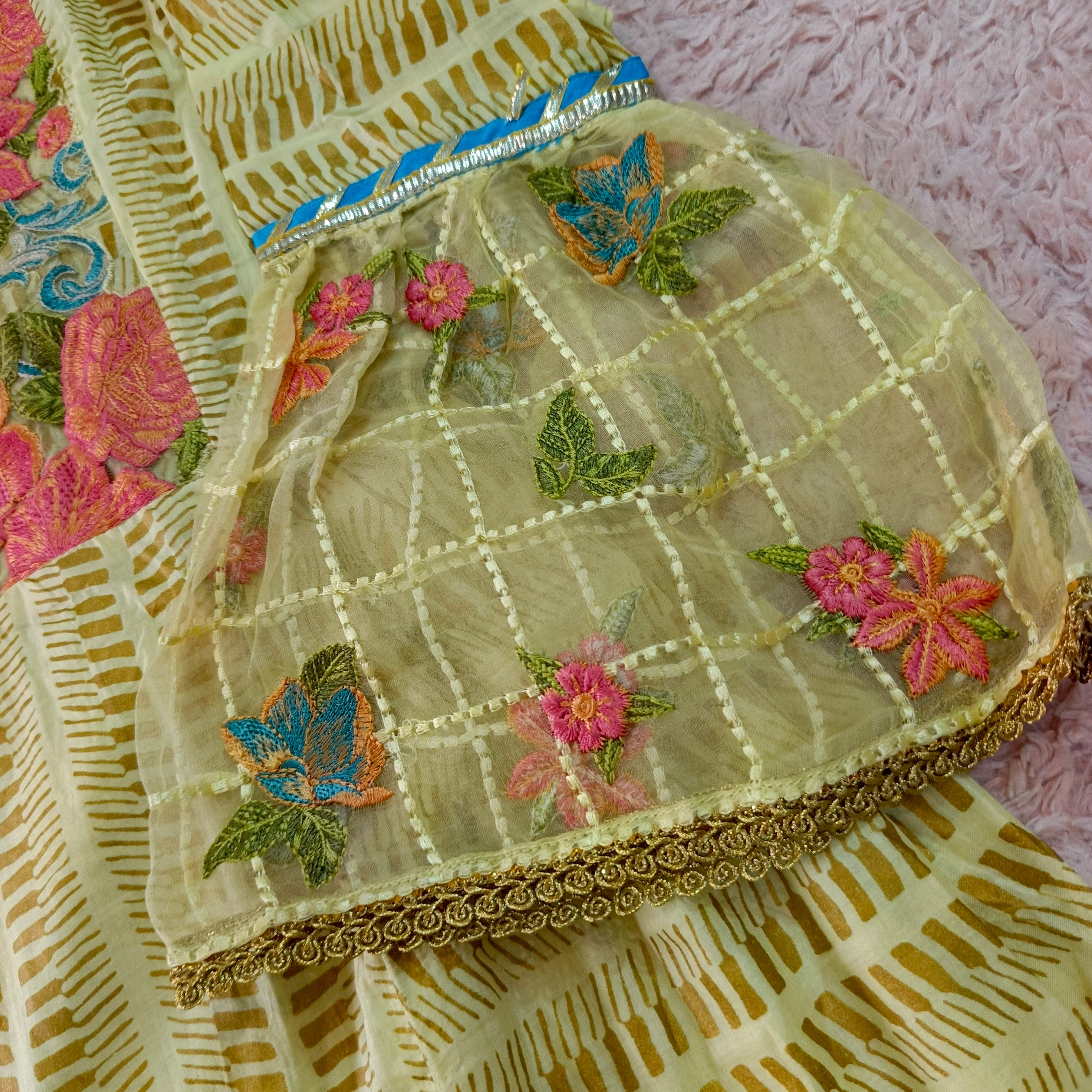 Chaeizma girl dress (6to7)