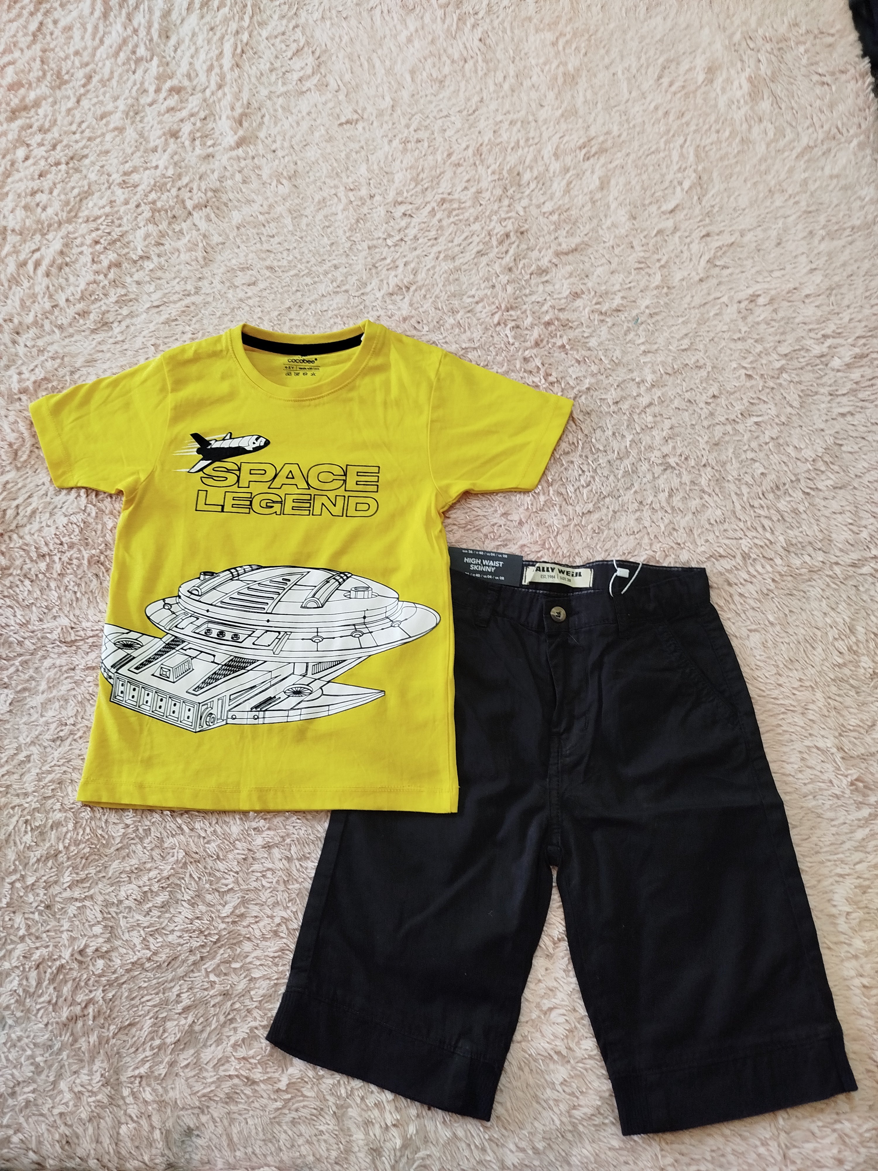 Boy pair ( 4-5 yrs)