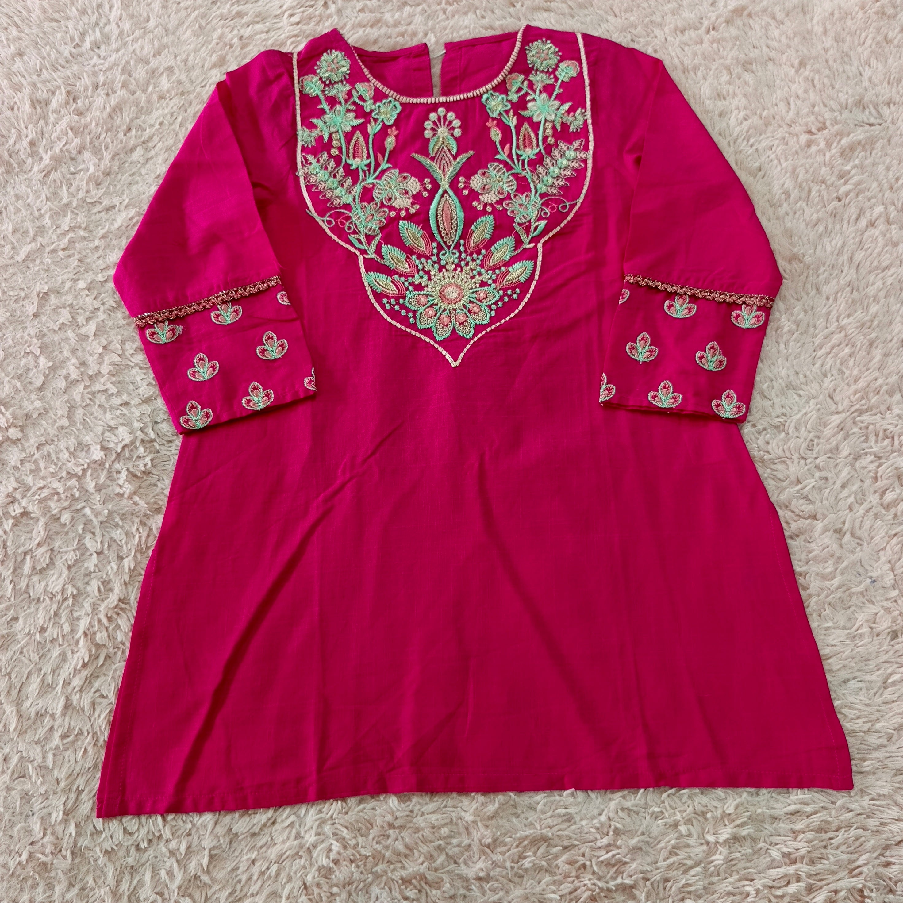 Well look girl kurti