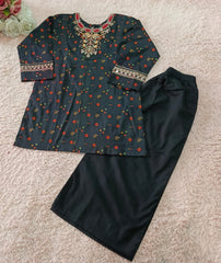 Peru girl dress