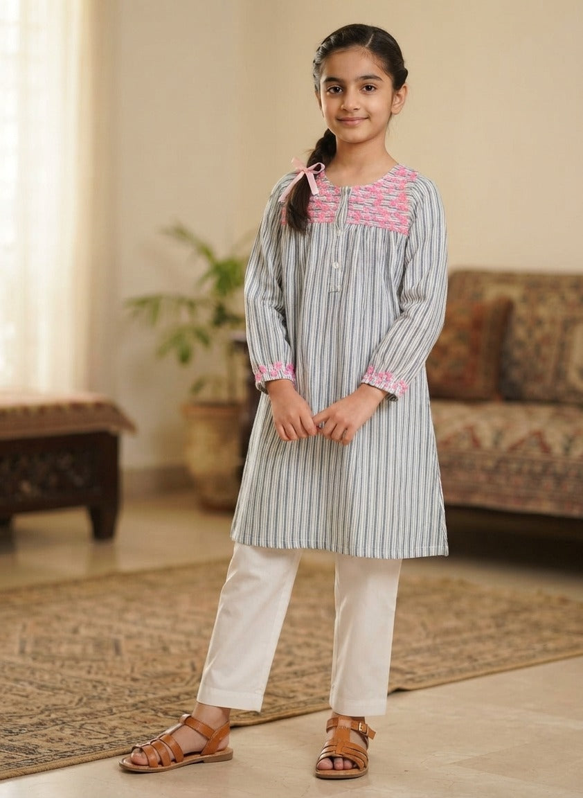 Hopscotch girl kurti