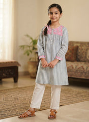 Hopscotch girl kurti