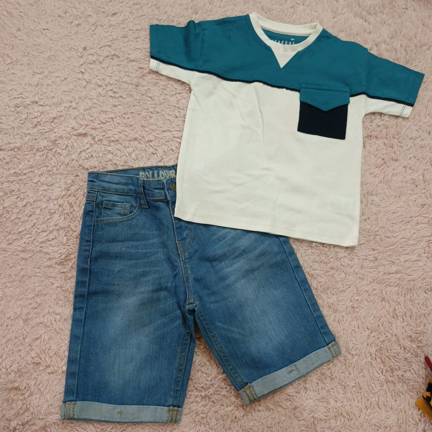 Boy pair