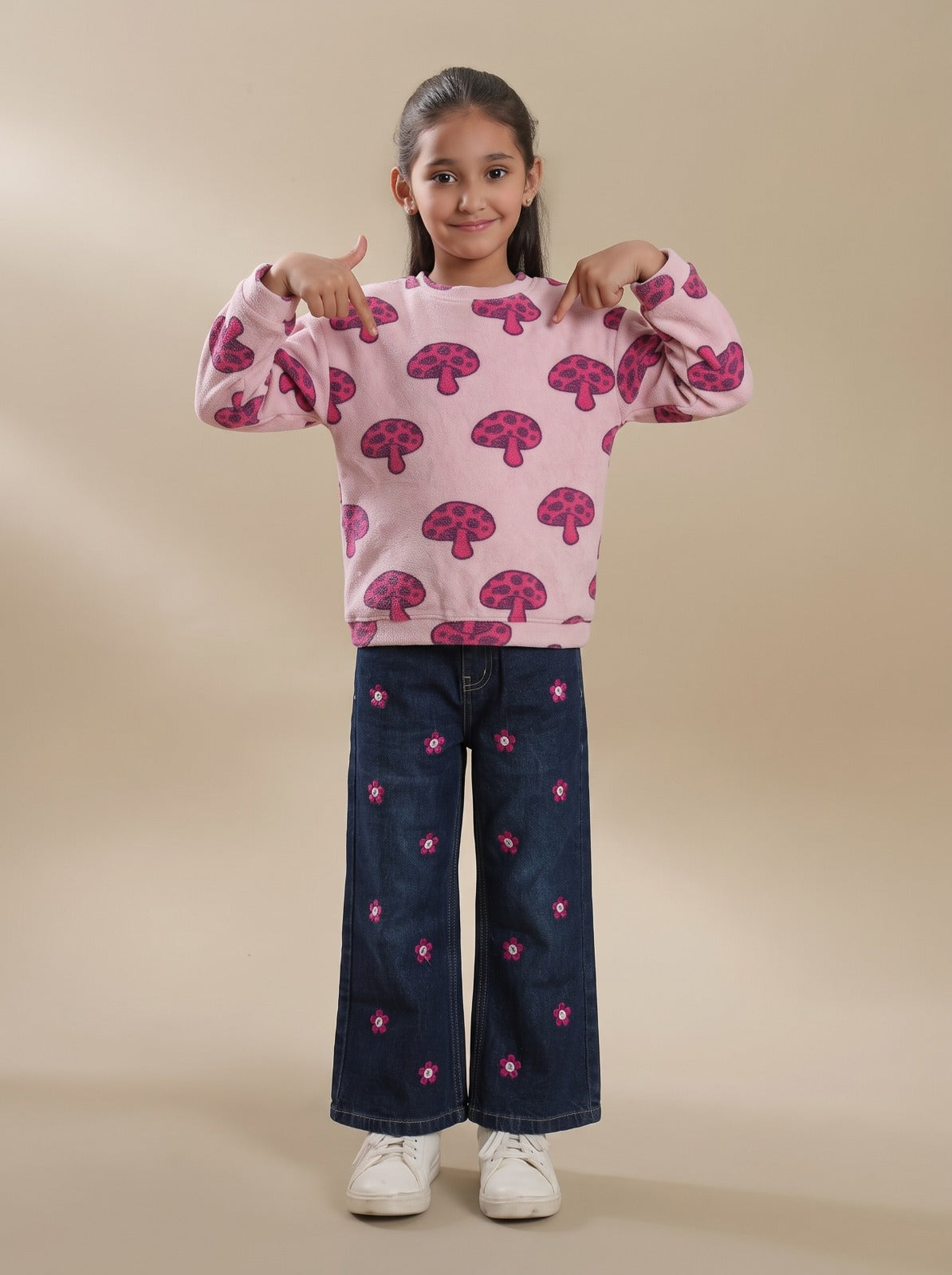 Girls sweatshirt (ethnic)