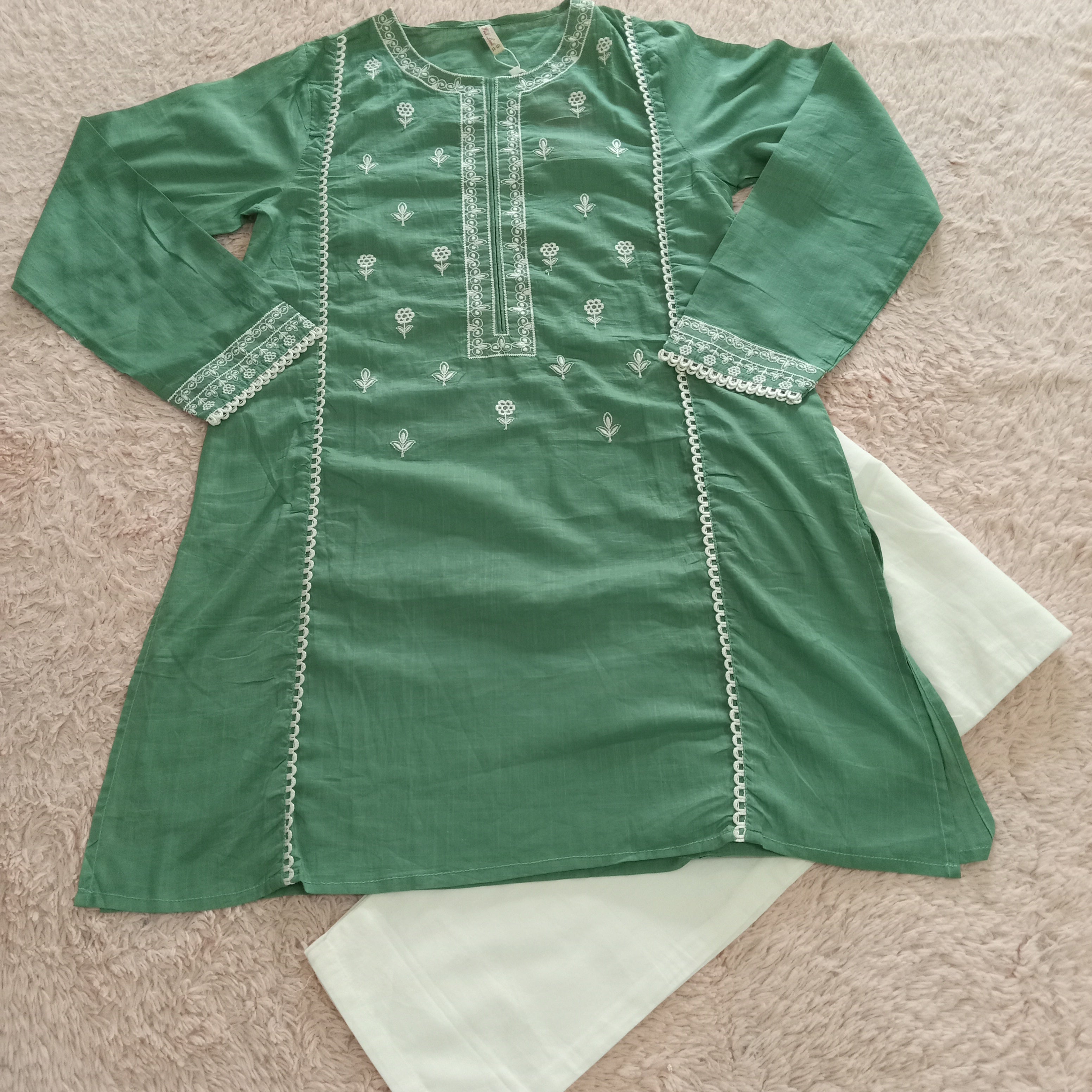 Well Look Girls Dress (shoot)