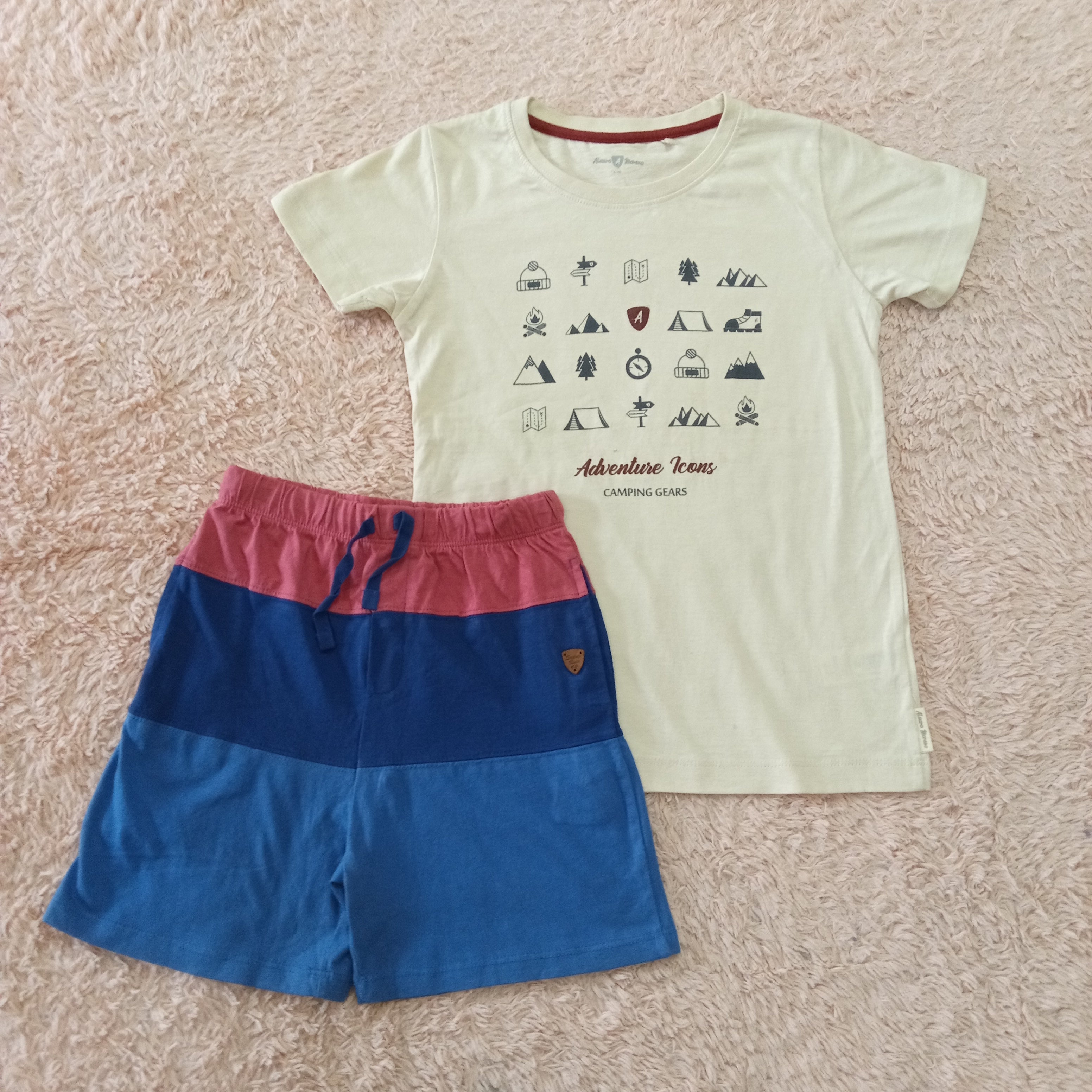 Boy pair