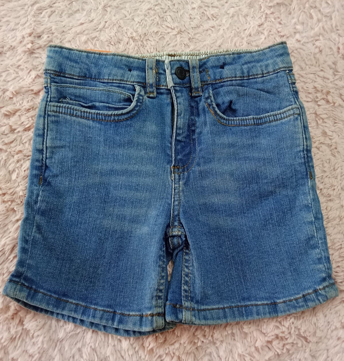 5-6yrs girls denim short..
