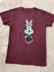 Girls shirt chase up