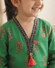 Beechtree girls dress green