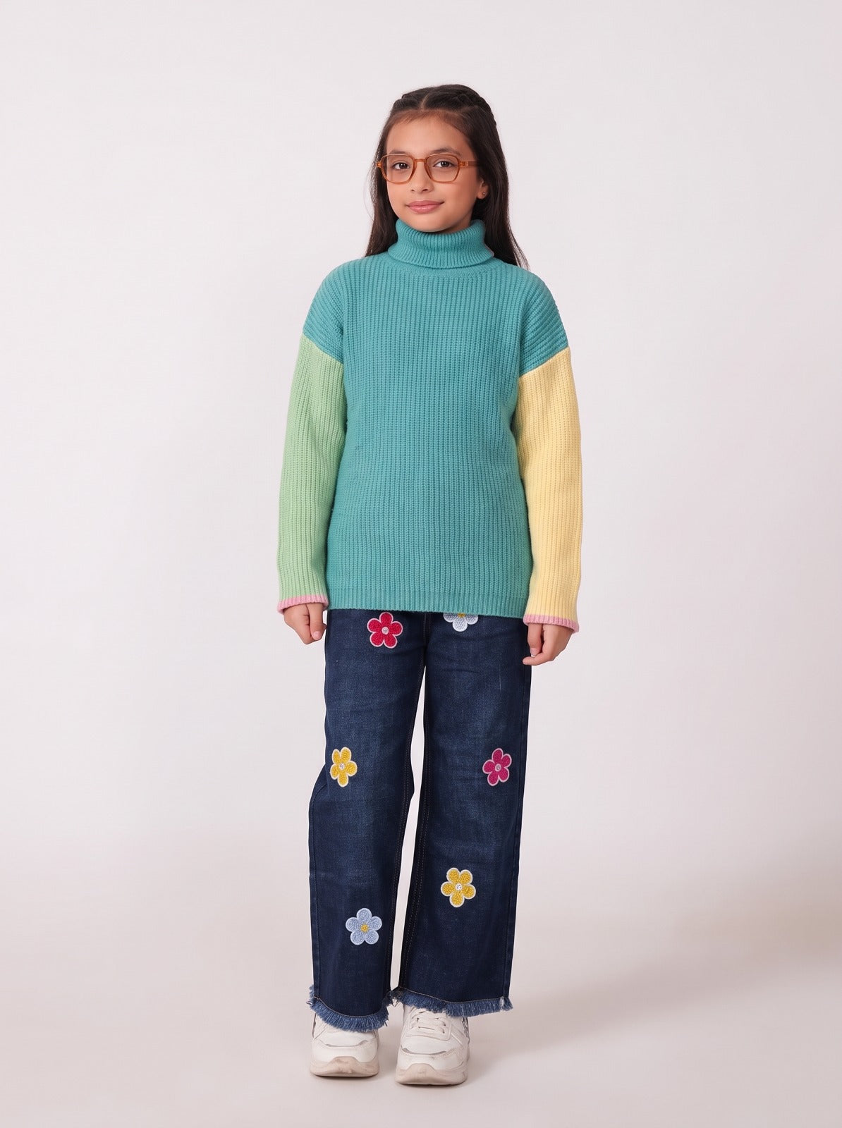 Girls sweater (ethnic)