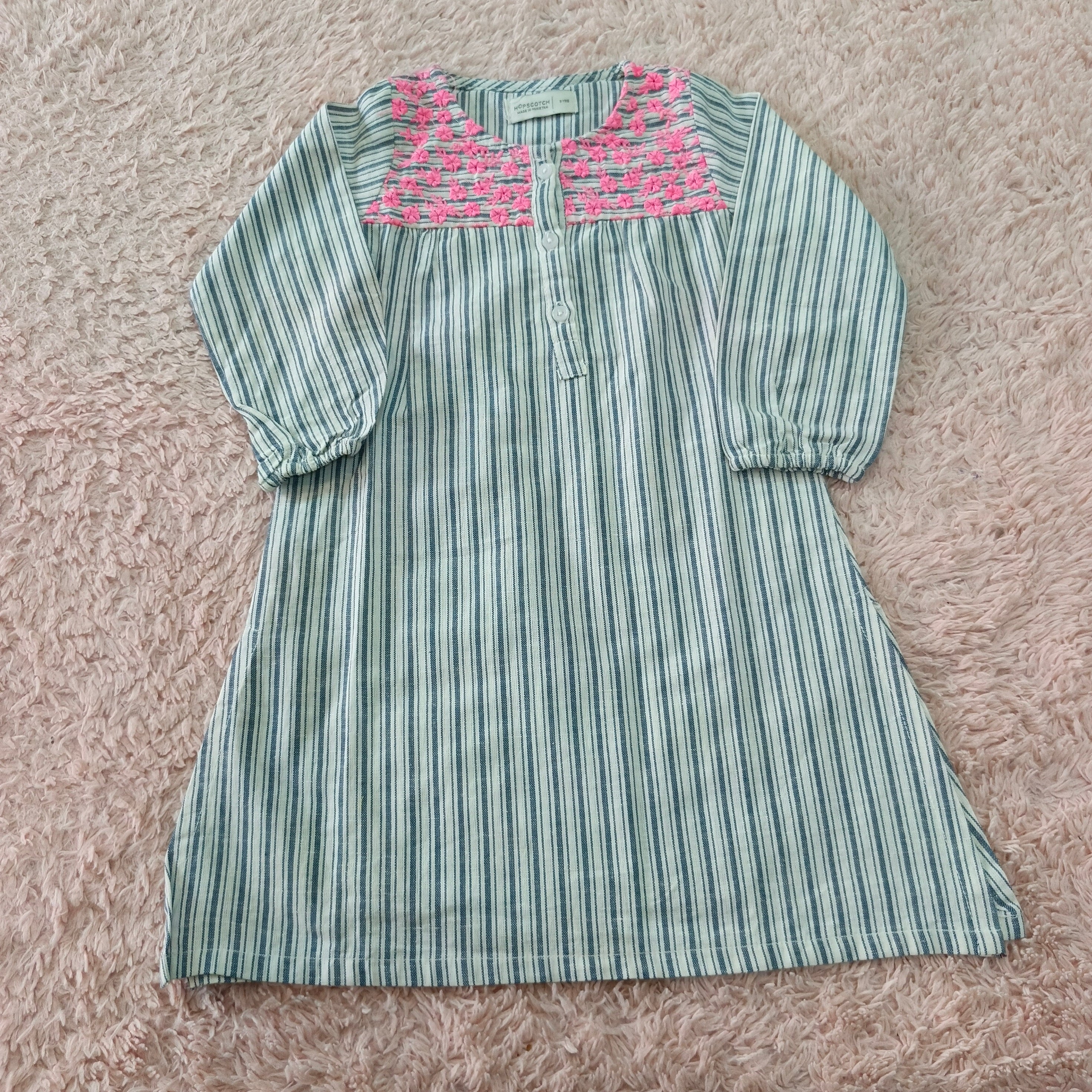 Hopscotch girl kurti