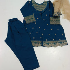 Tand Taani Dress