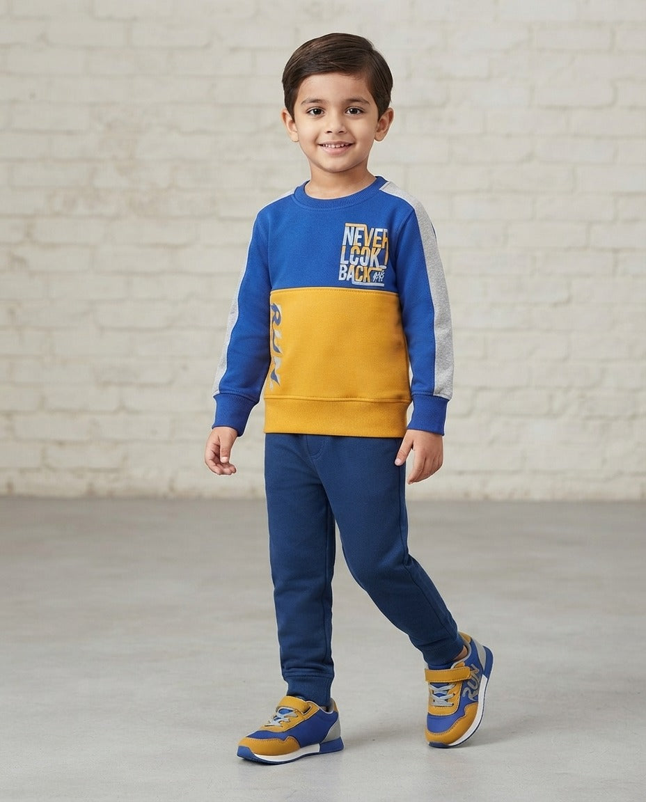 monnie marris Sweatshirt For Boy
